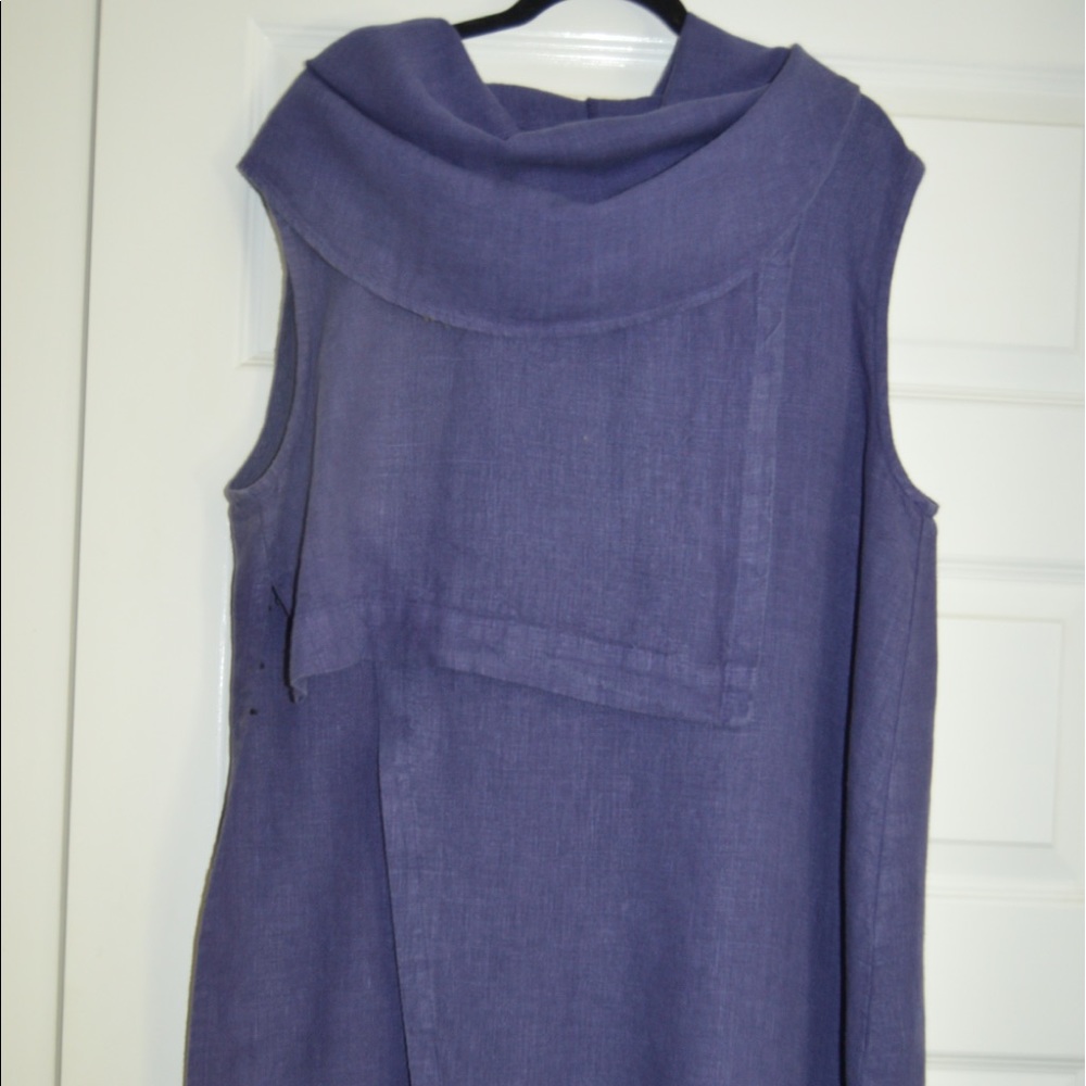 Bryn Walker linen asymmetric top/vest
